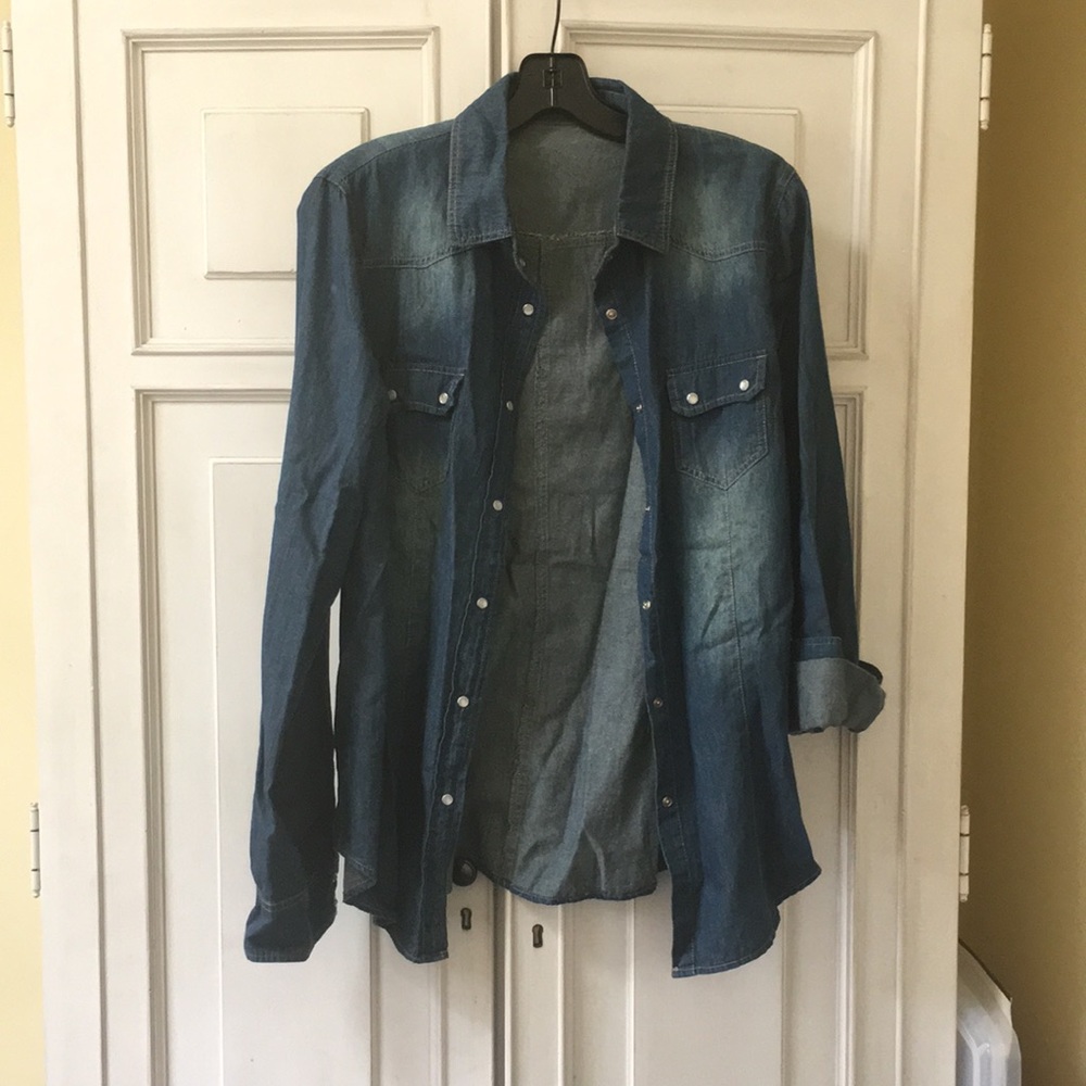 Leshop Large Chambray Button Down Top